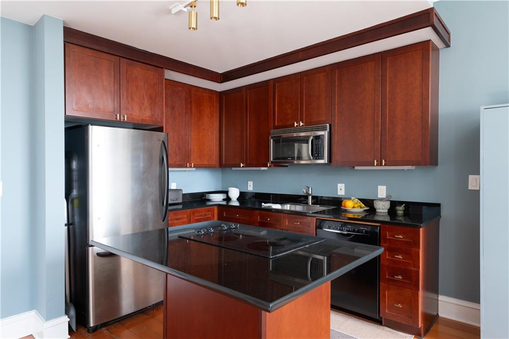 57 Forsyth Street NW Unit 12G