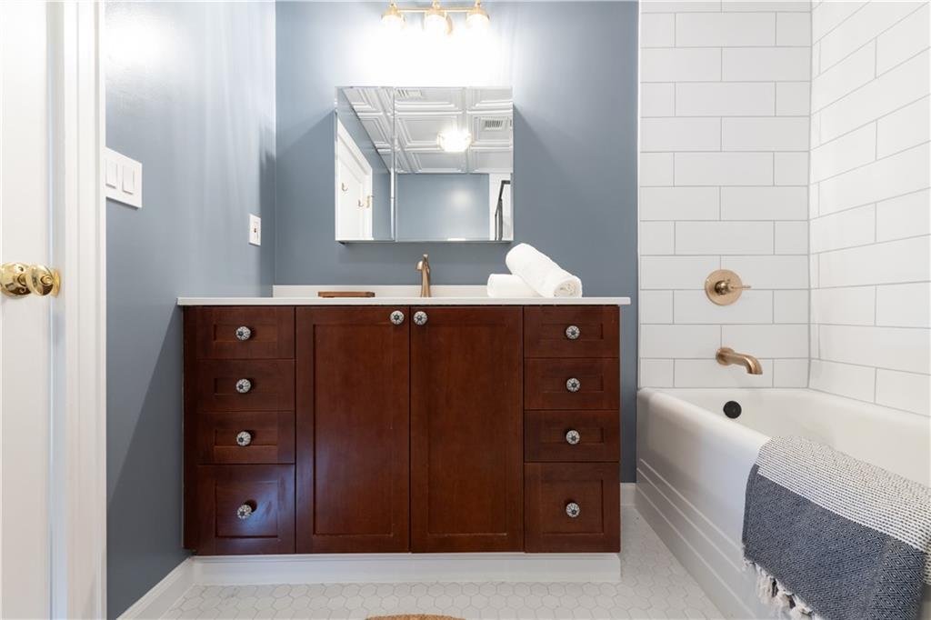 57 Forsyth Street NW Unit 12G