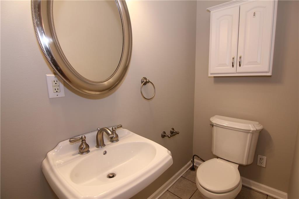 4022 W Johnson Circle