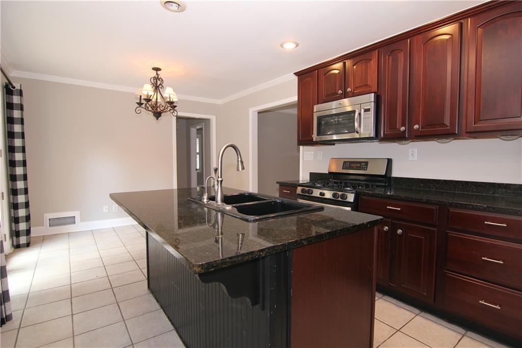 4022 W Johnson Circle