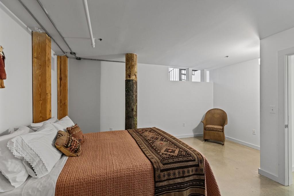 170 Boulevard SE Unit 104E