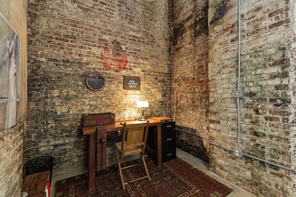 170 Boulevard SE Unit 104E