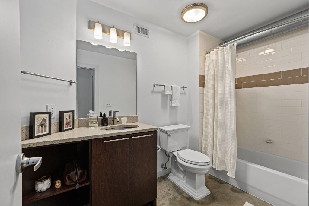 170 Boulevard SE Unit 104E