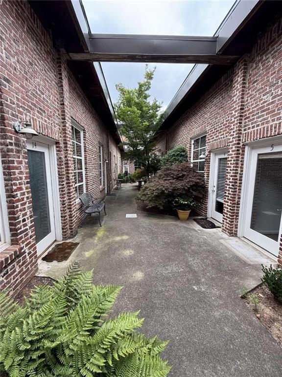 320 Martin Luther King Jr Drive Unit 5