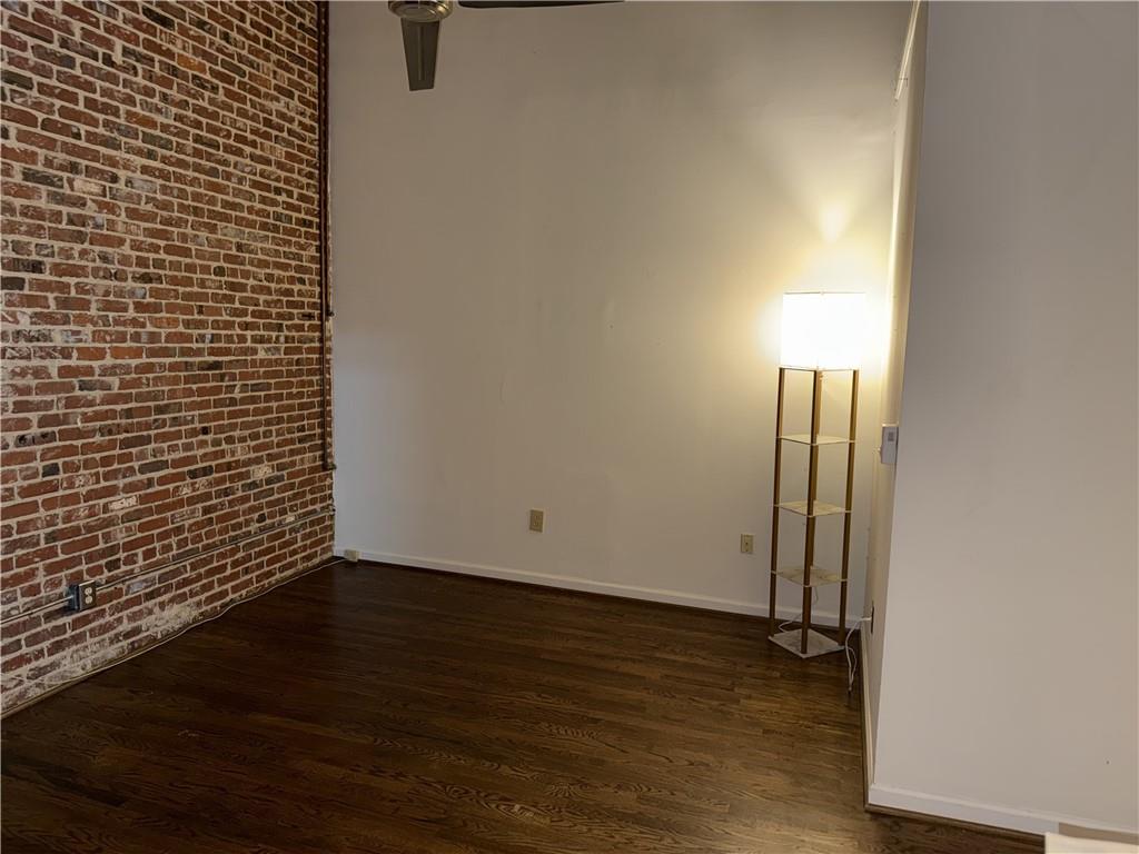 320 Martin Luther King Jr Drive Unit 5