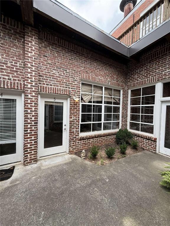 320 Martin Luther King Jr Drive Unit 5