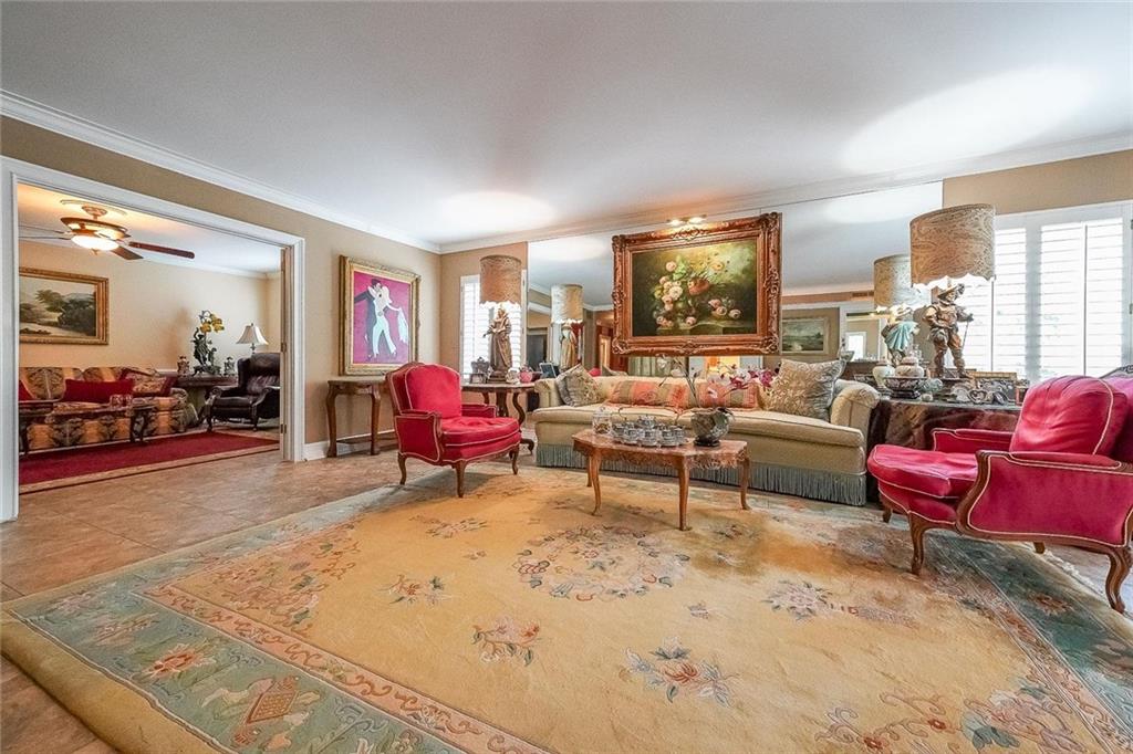 3648 Peachtree Road Unit #4S