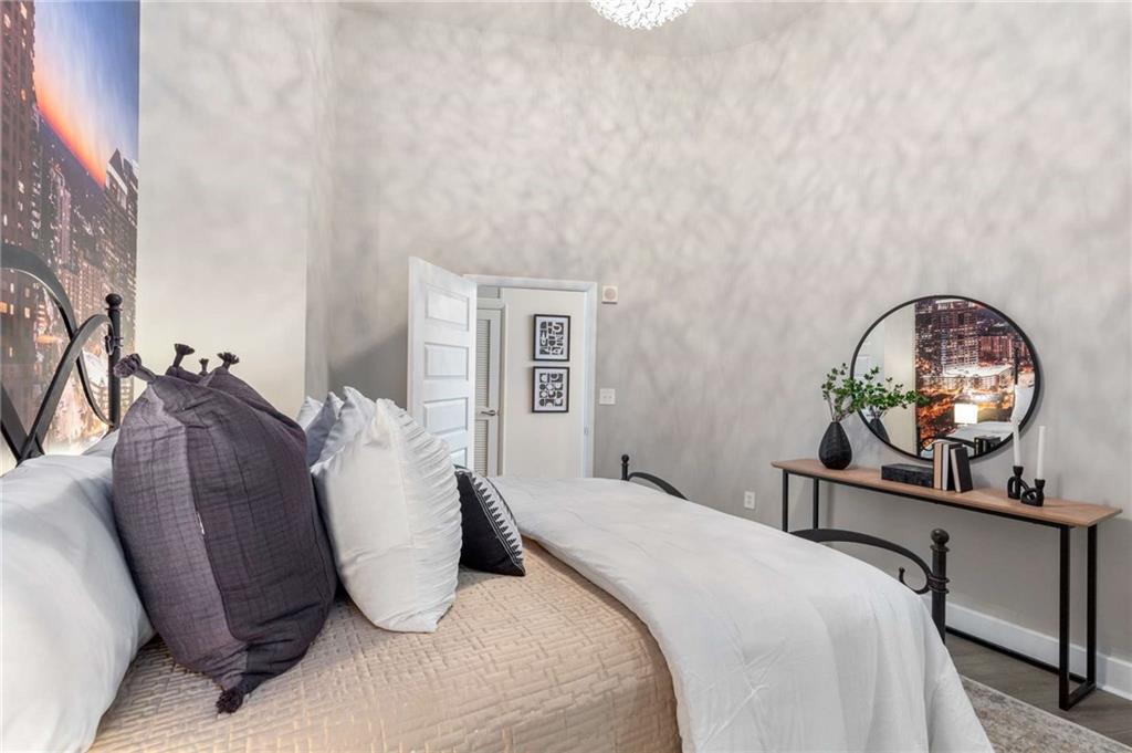 1080 Peachtree Street NE Unit 709