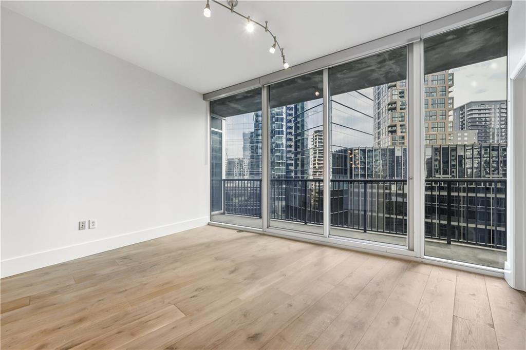 1080 Peachtree Street Unit 904