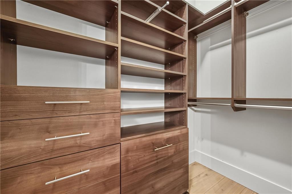 1080 Peachtree Street Unit 904