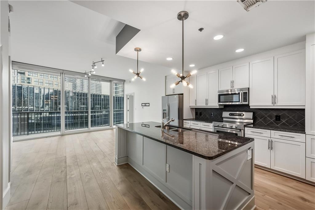 1080 Peachtree Street Unit 904