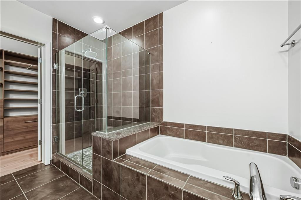 1080 Peachtree Street Unit 904