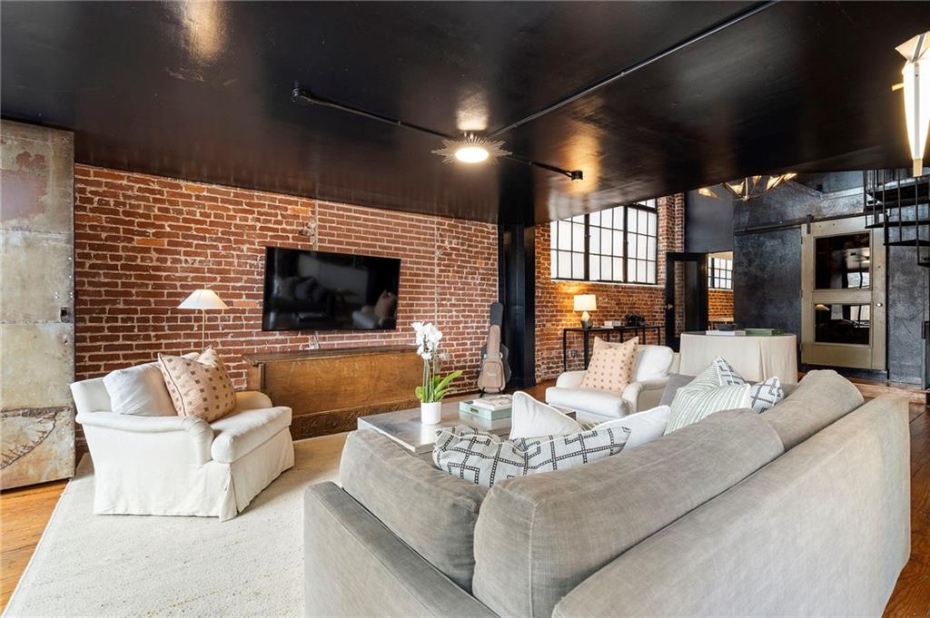 190 Walker Street SW Unit 205
