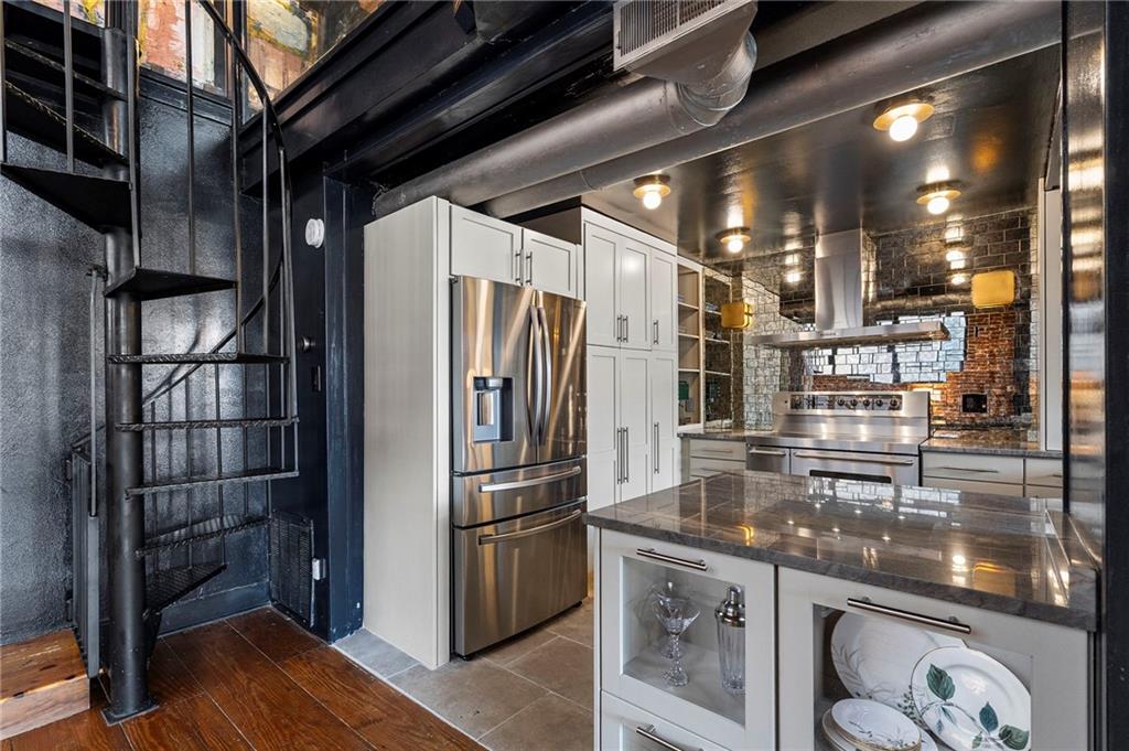 190 Walker Street SW Unit 205
