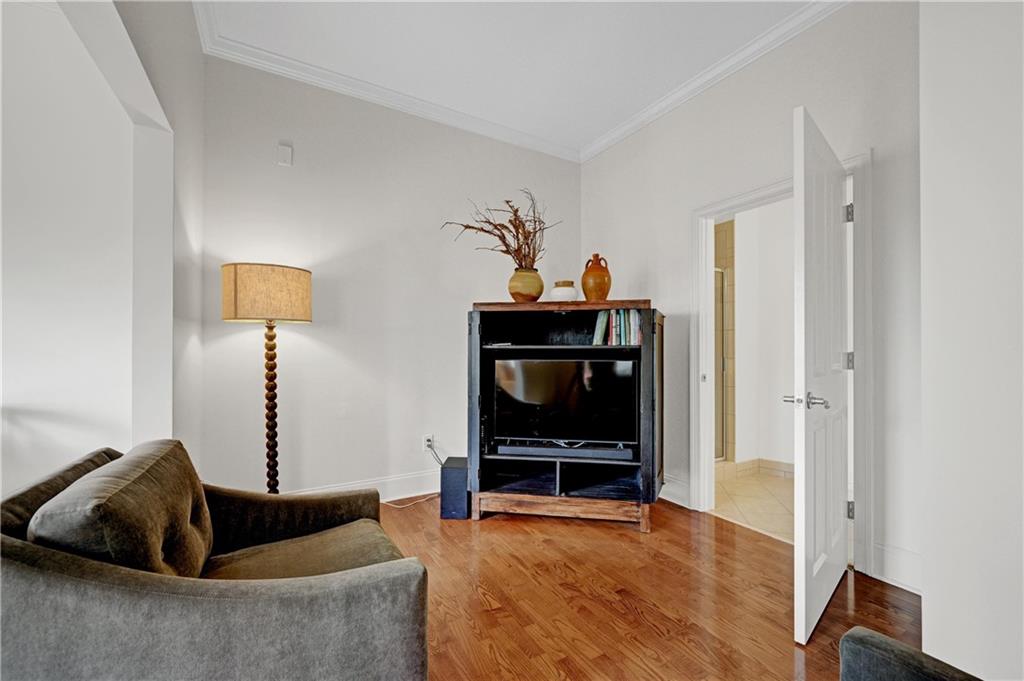 2255 Peachtree Road Unit 520