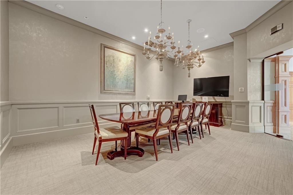 2255 Peachtree Road Unit 520