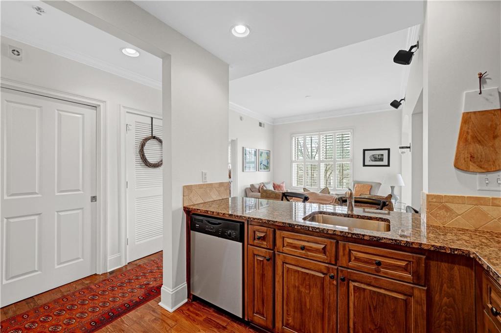 2255 Peachtree Road Unit 520