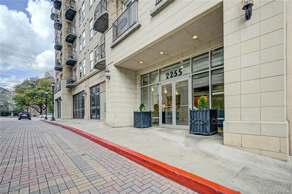 2255 Peachtree Road Unit 520