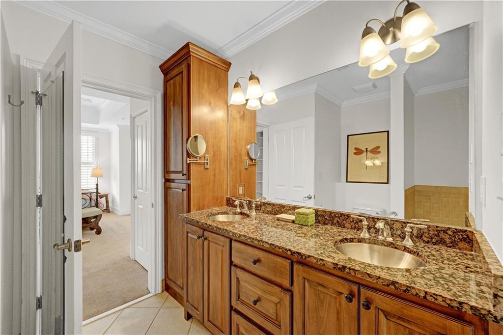 2255 Peachtree Road Unit 520