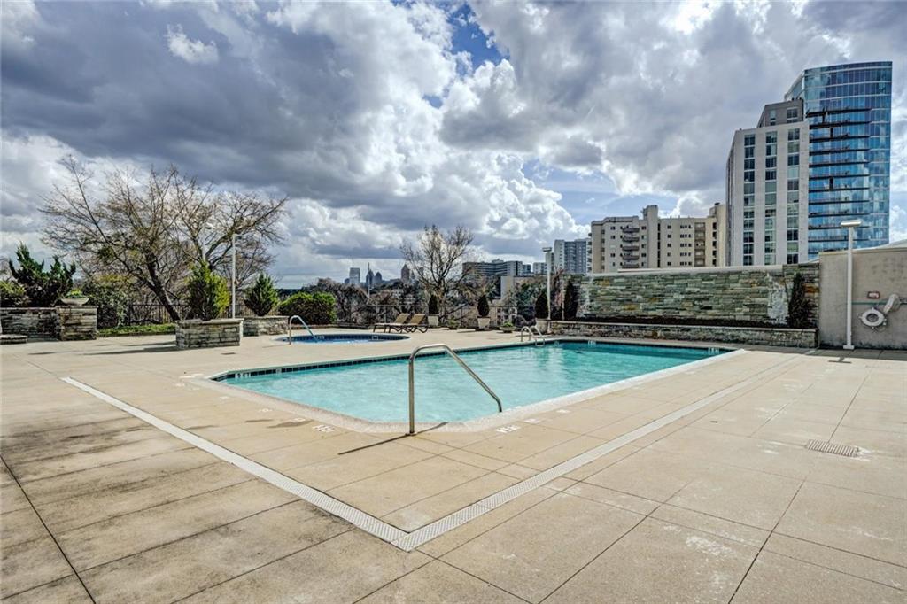 2255 Peachtree Road Unit 520