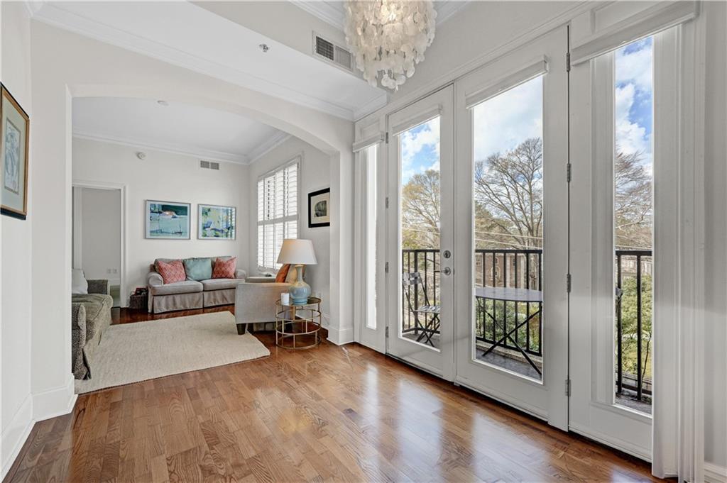 2255 Peachtree Road Unit 520