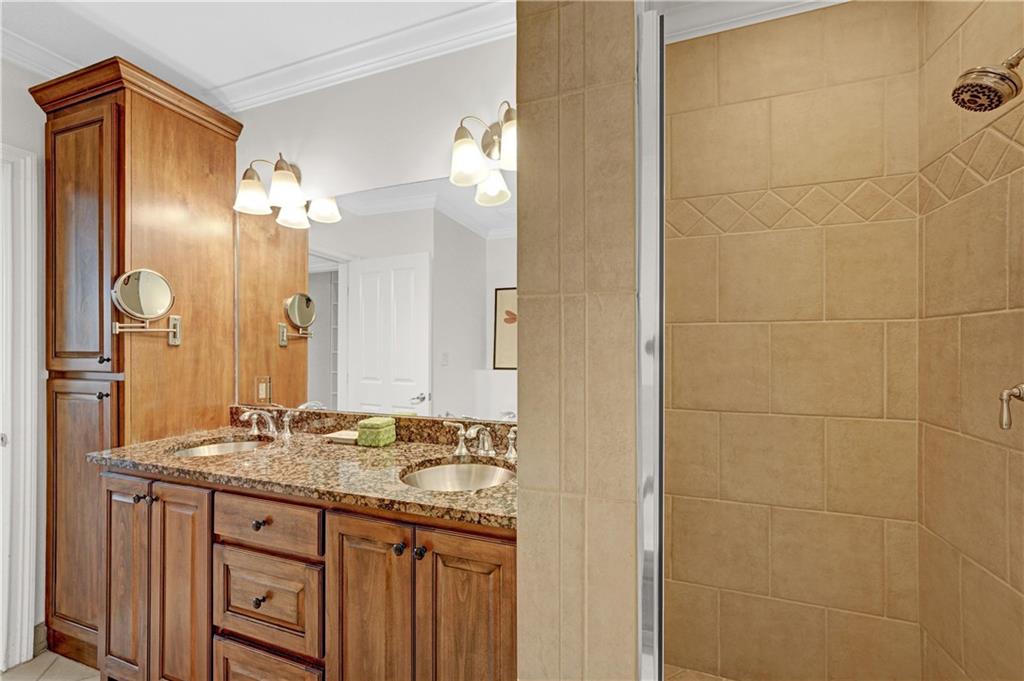 2255 Peachtree Road Unit 520