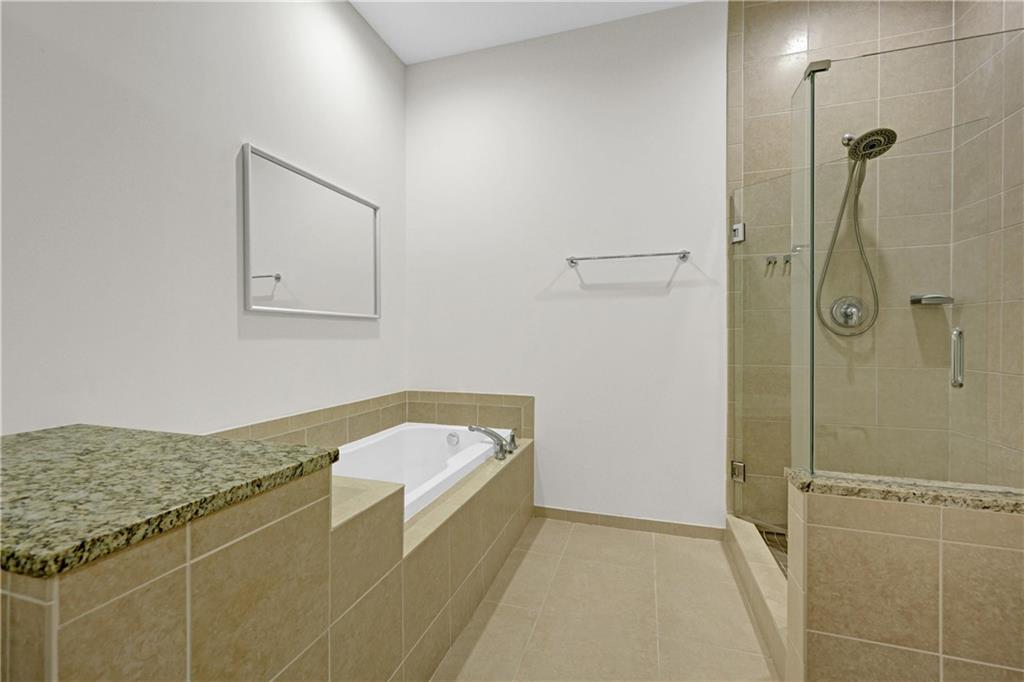 1080 Peachtree St. Unit 702