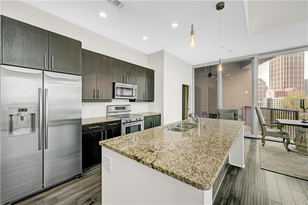 1080 Peachtree St. Unit 702