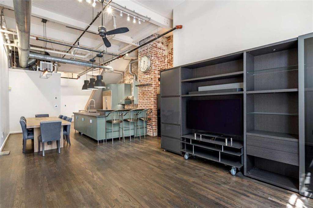 320 Martin Luther King Jr Drive SE Unit 6
