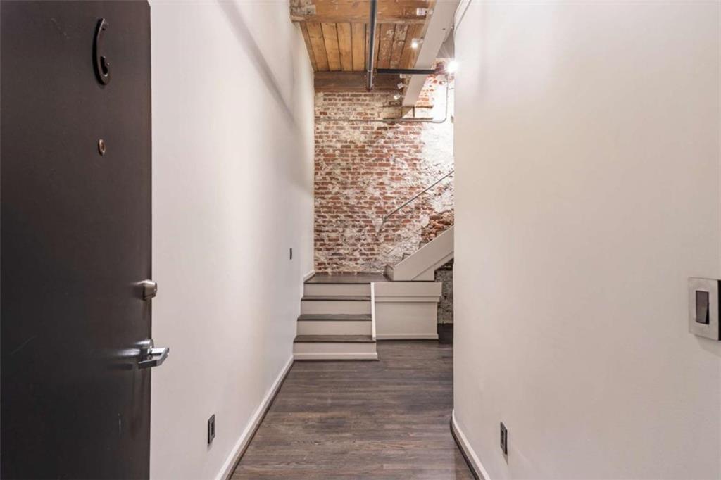 320 Martin Luther King Jr Drive SE Unit 6