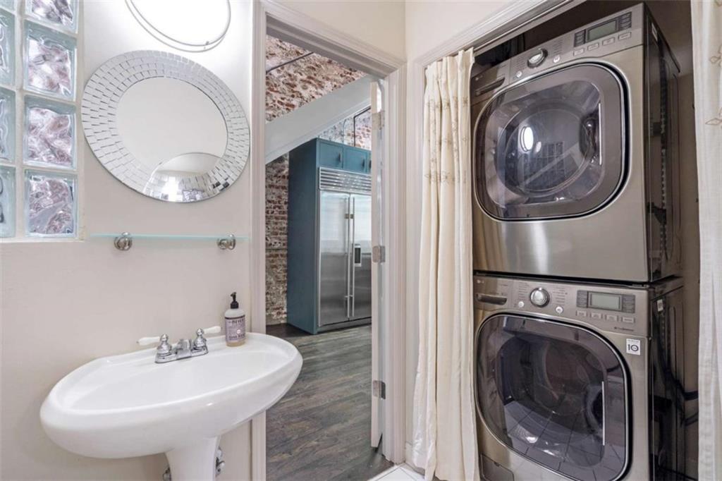320 Martin Luther King Jr Drive SE Unit 6