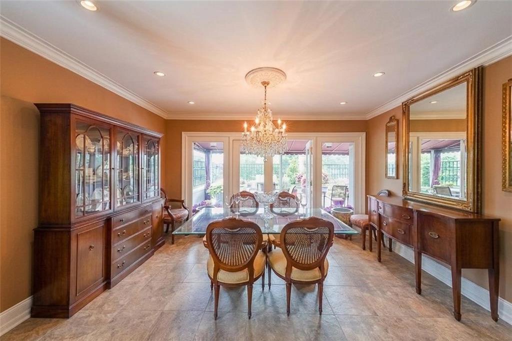 3648 Peachtree Road Unit 4S
