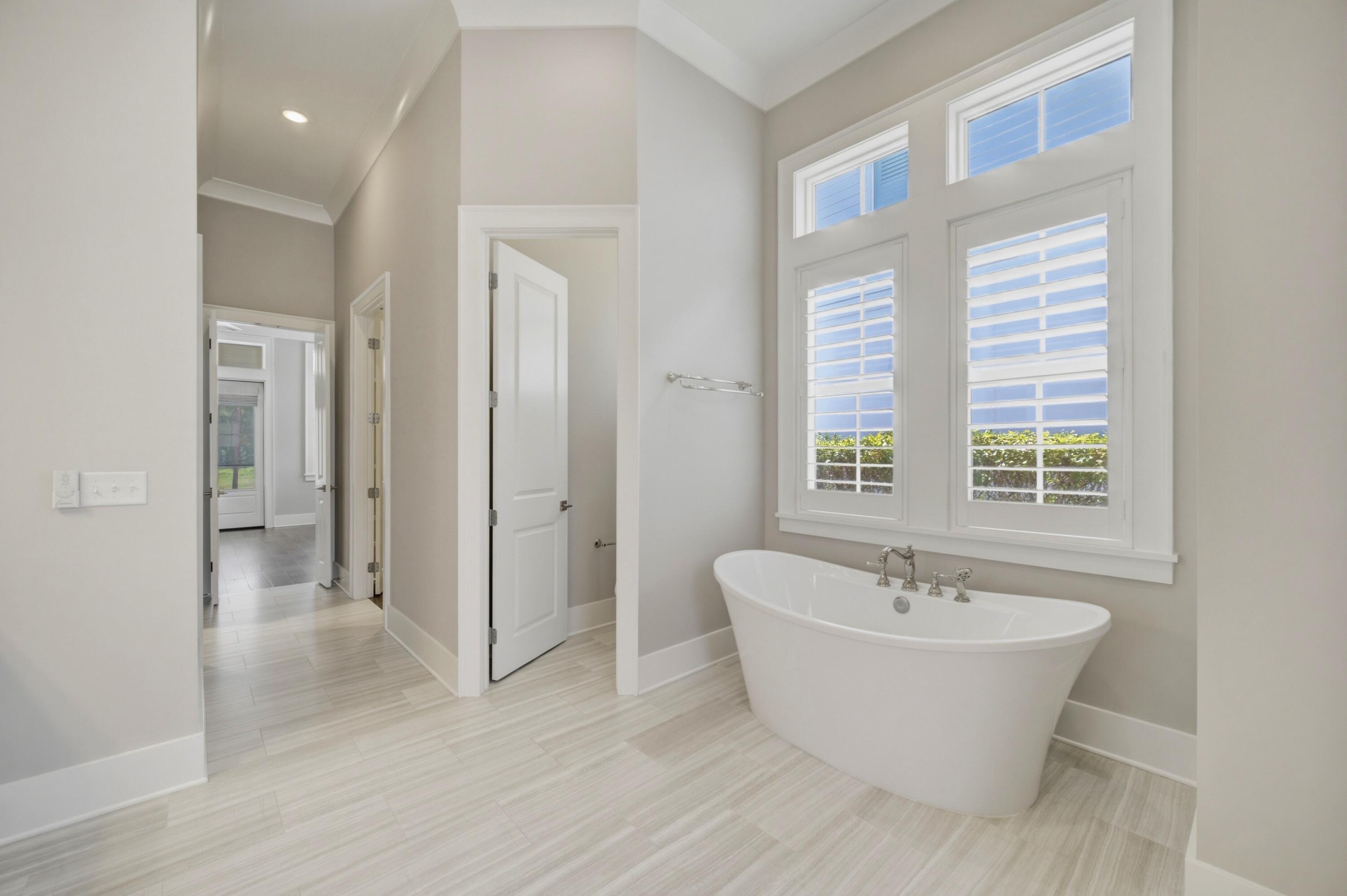 502 Regatta Bay Boulevard