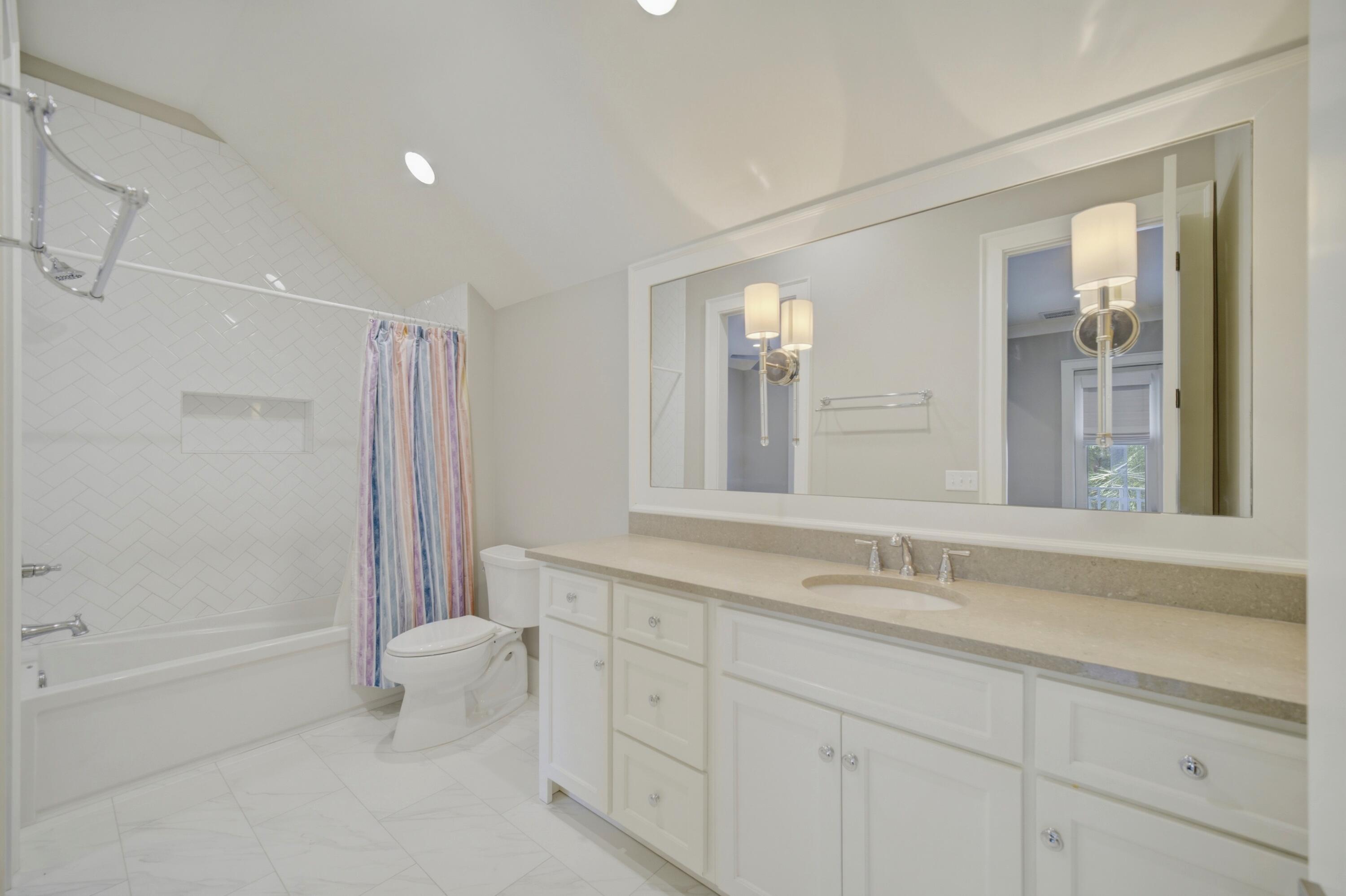 502 Regatta Bay Boulevard