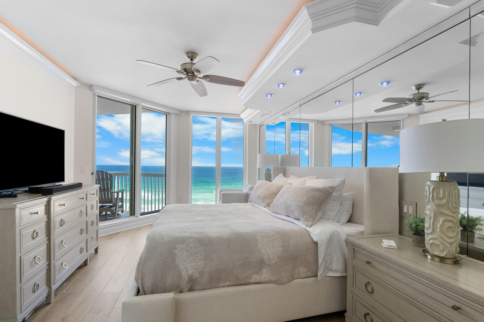 15400 Emerald Coast Parkway 801