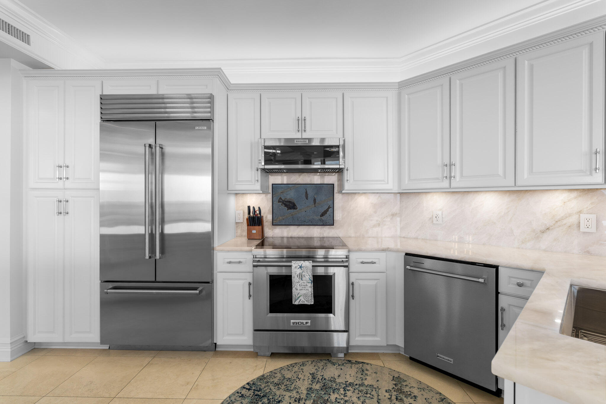 15400 Emerald Coast Parkway 801