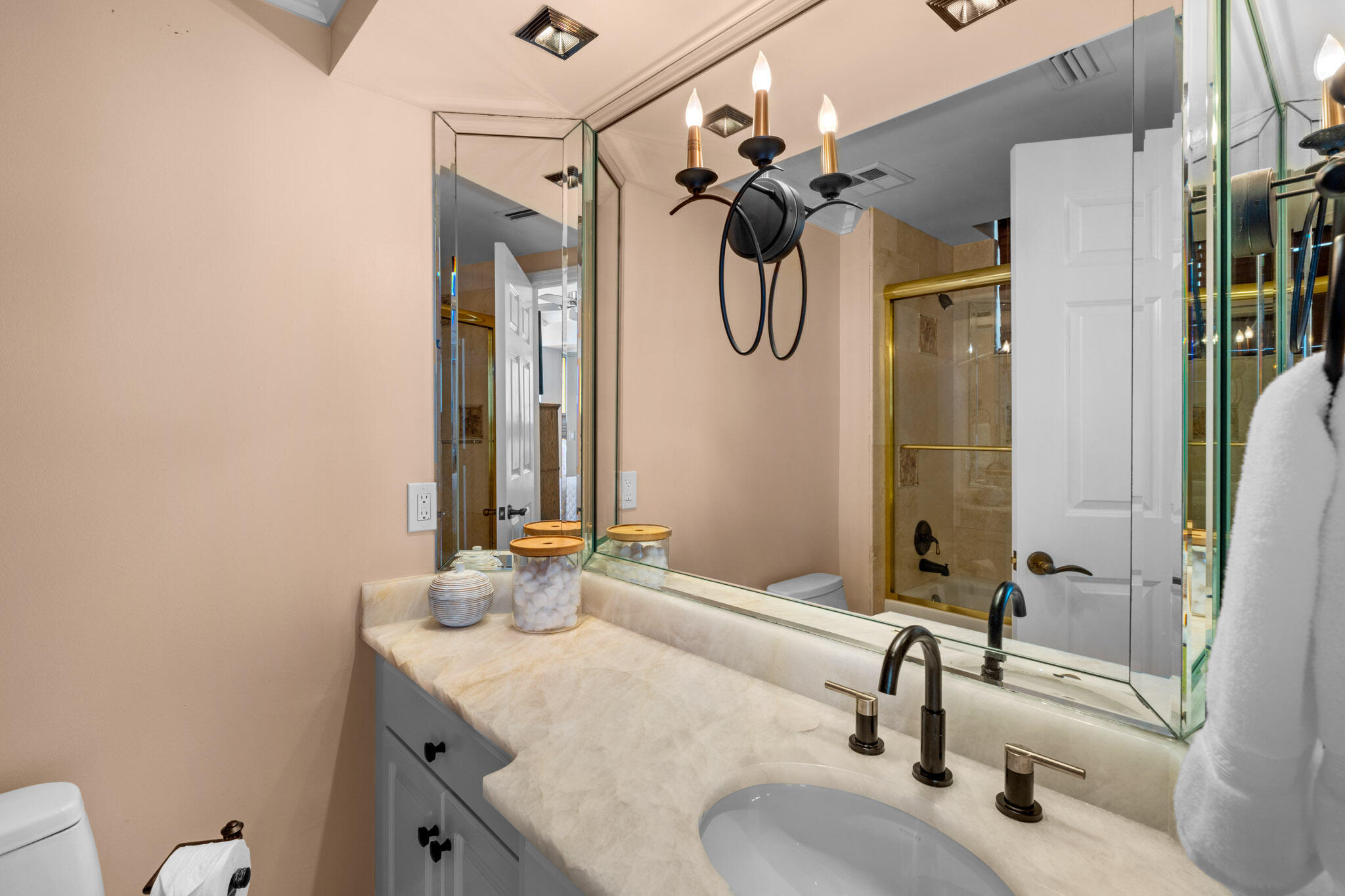 15400 Emerald Coast Parkway 801