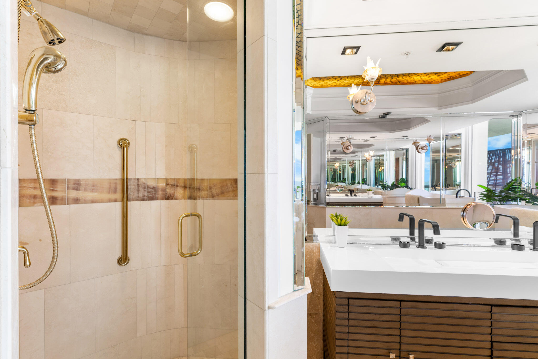 15400 Emerald Coast Parkway 801