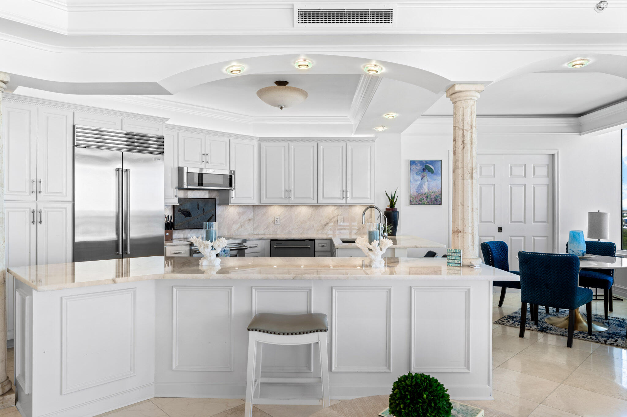 15400 Emerald Coast Parkway 801