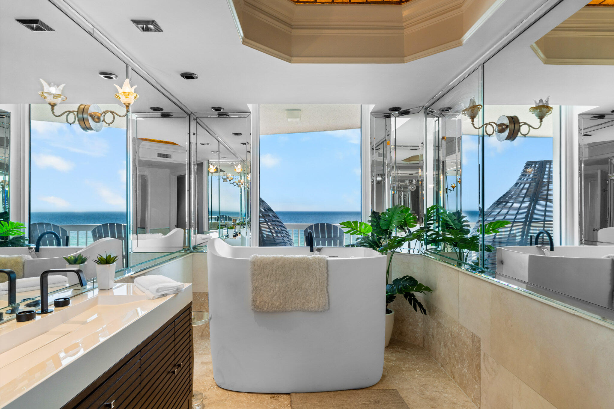 15400 Emerald Coast Parkway 801