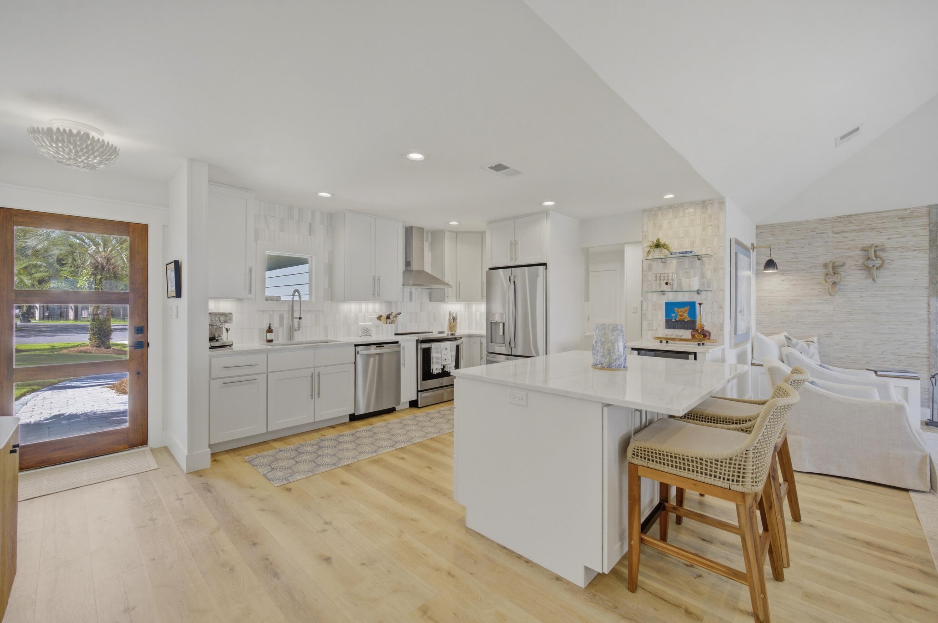 231 Bay Circle Drive