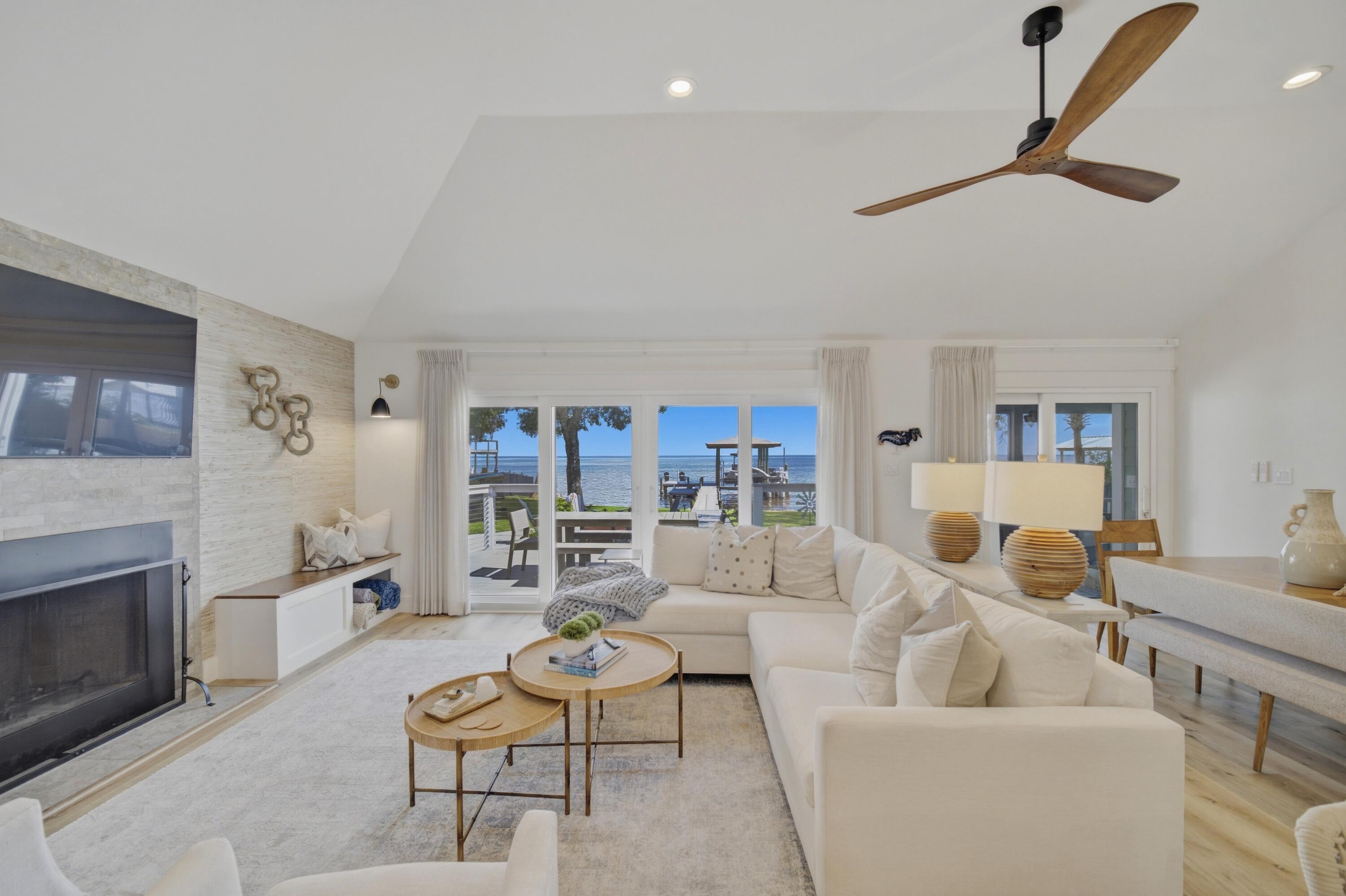 231 Bay Circle Drive