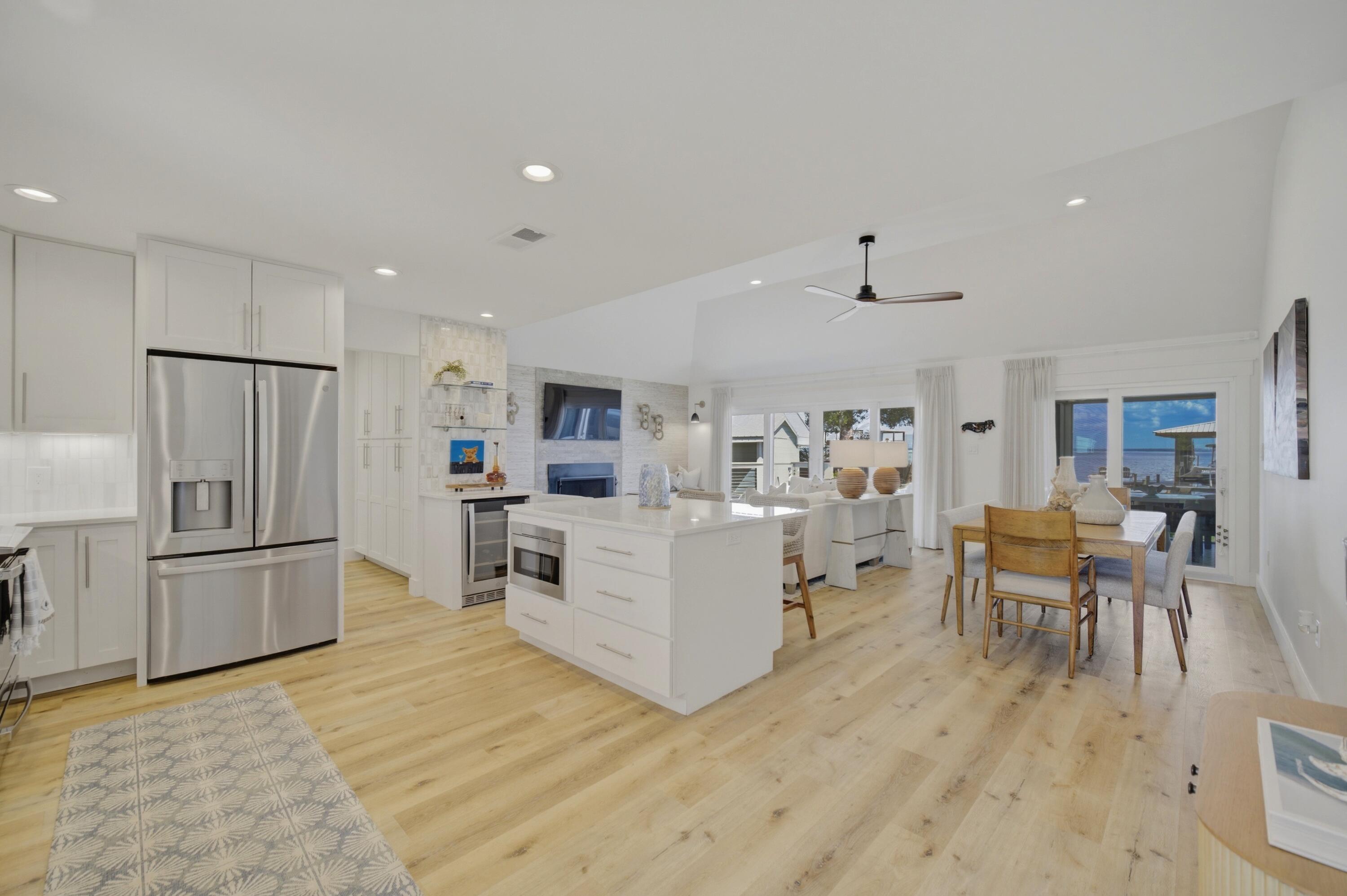 231 Bay Circle Drive