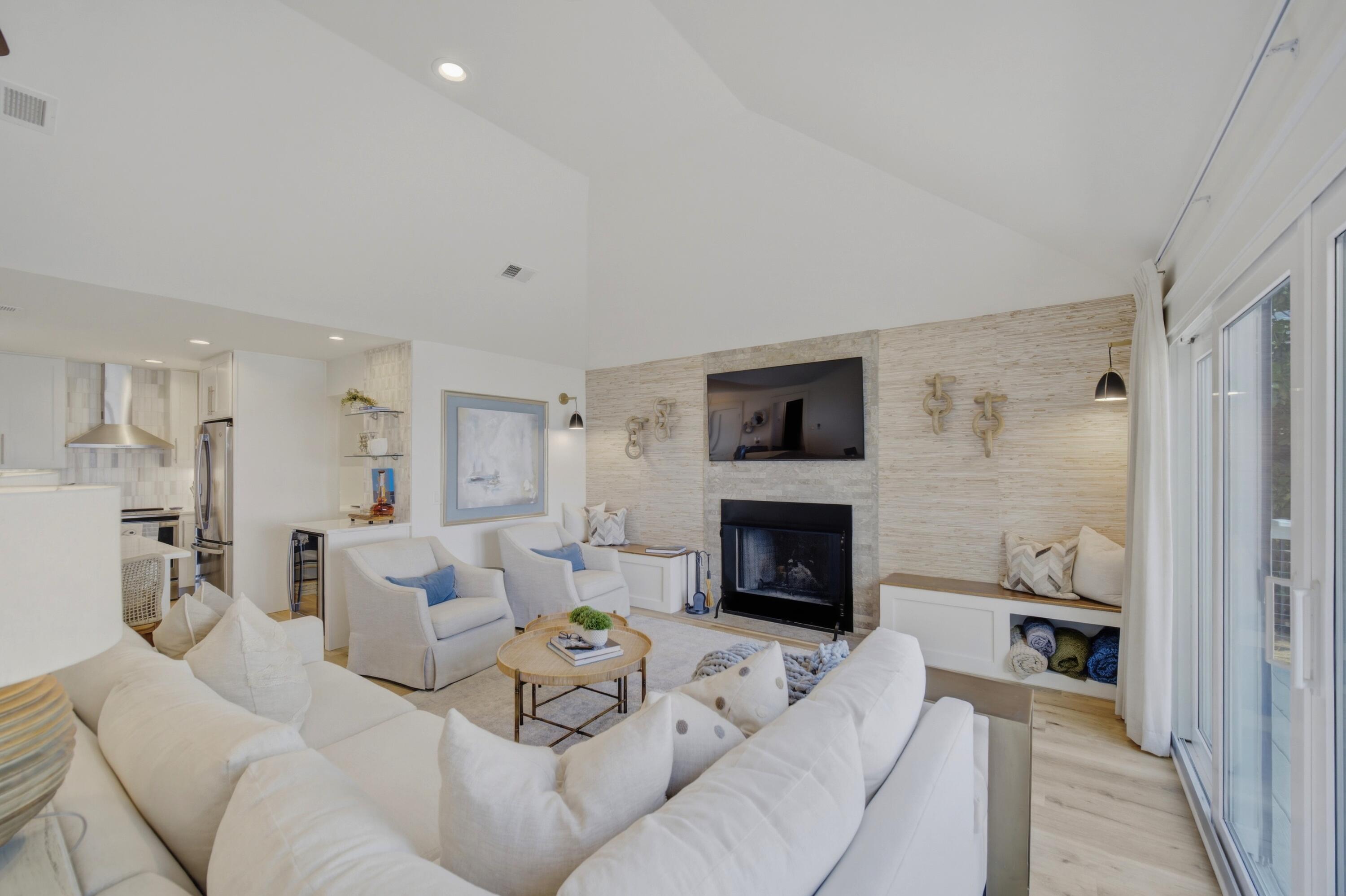 231 Bay Circle Drive