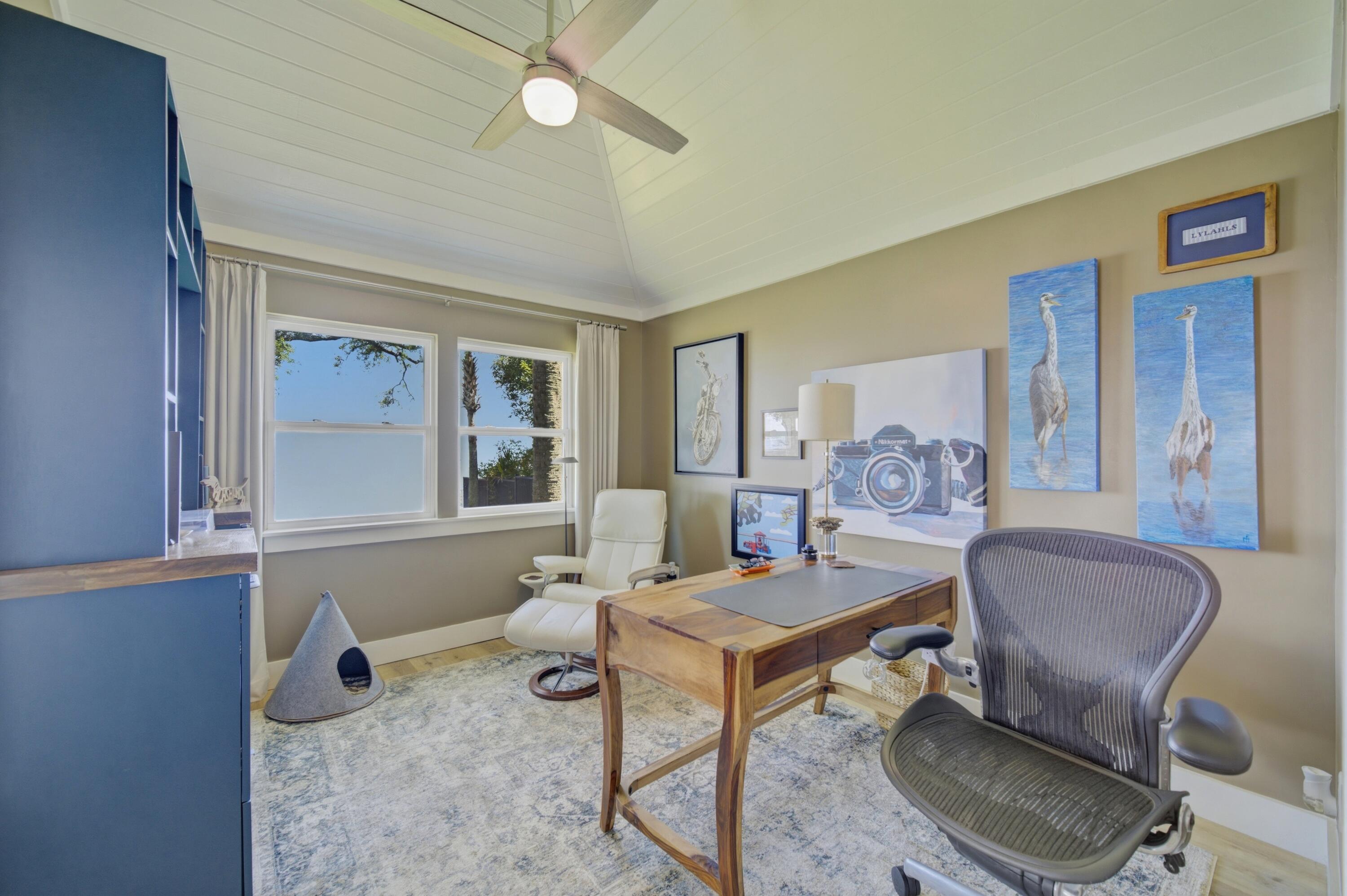 231 Bay Circle Drive