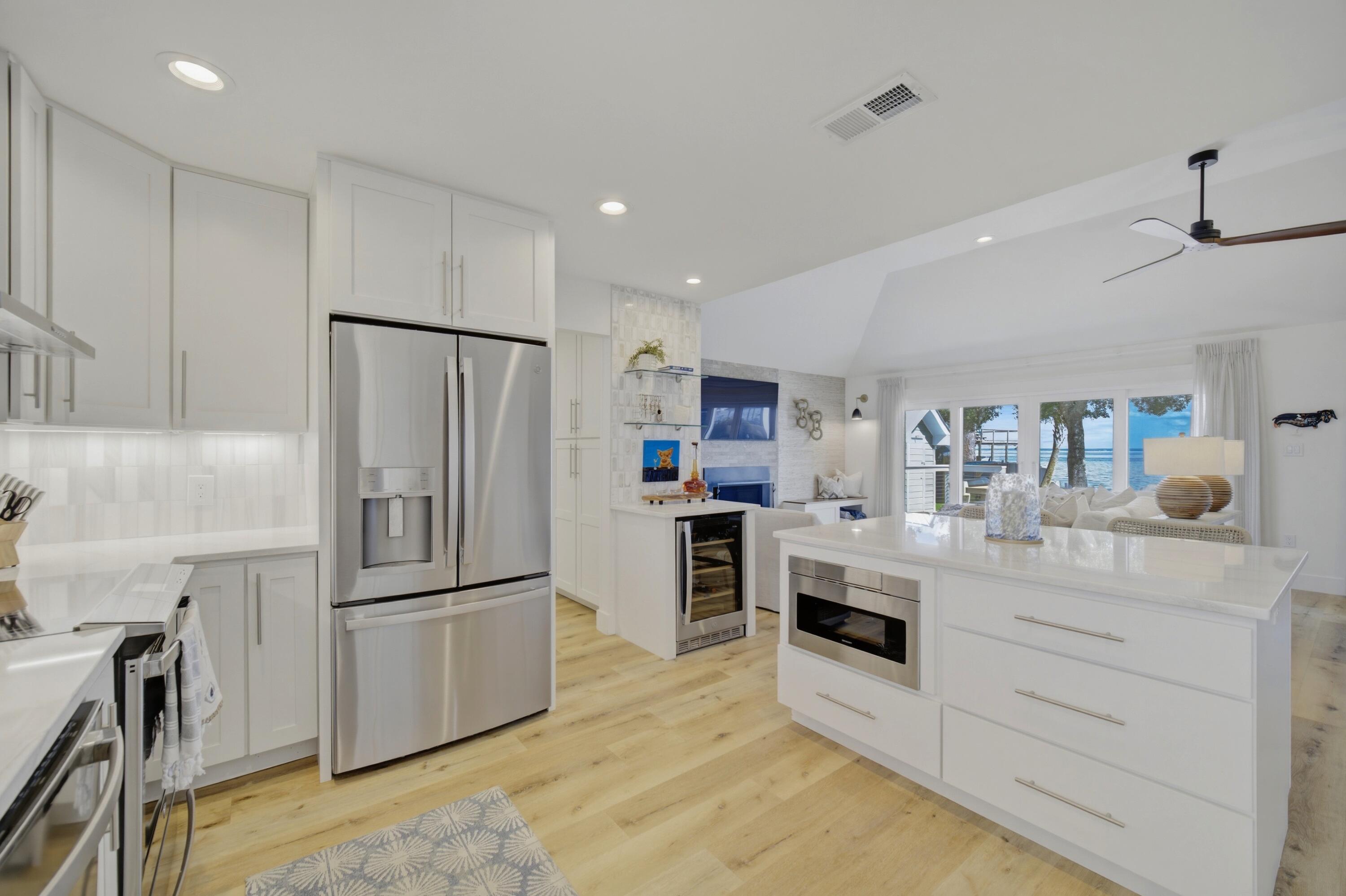 231 Bay Circle Drive