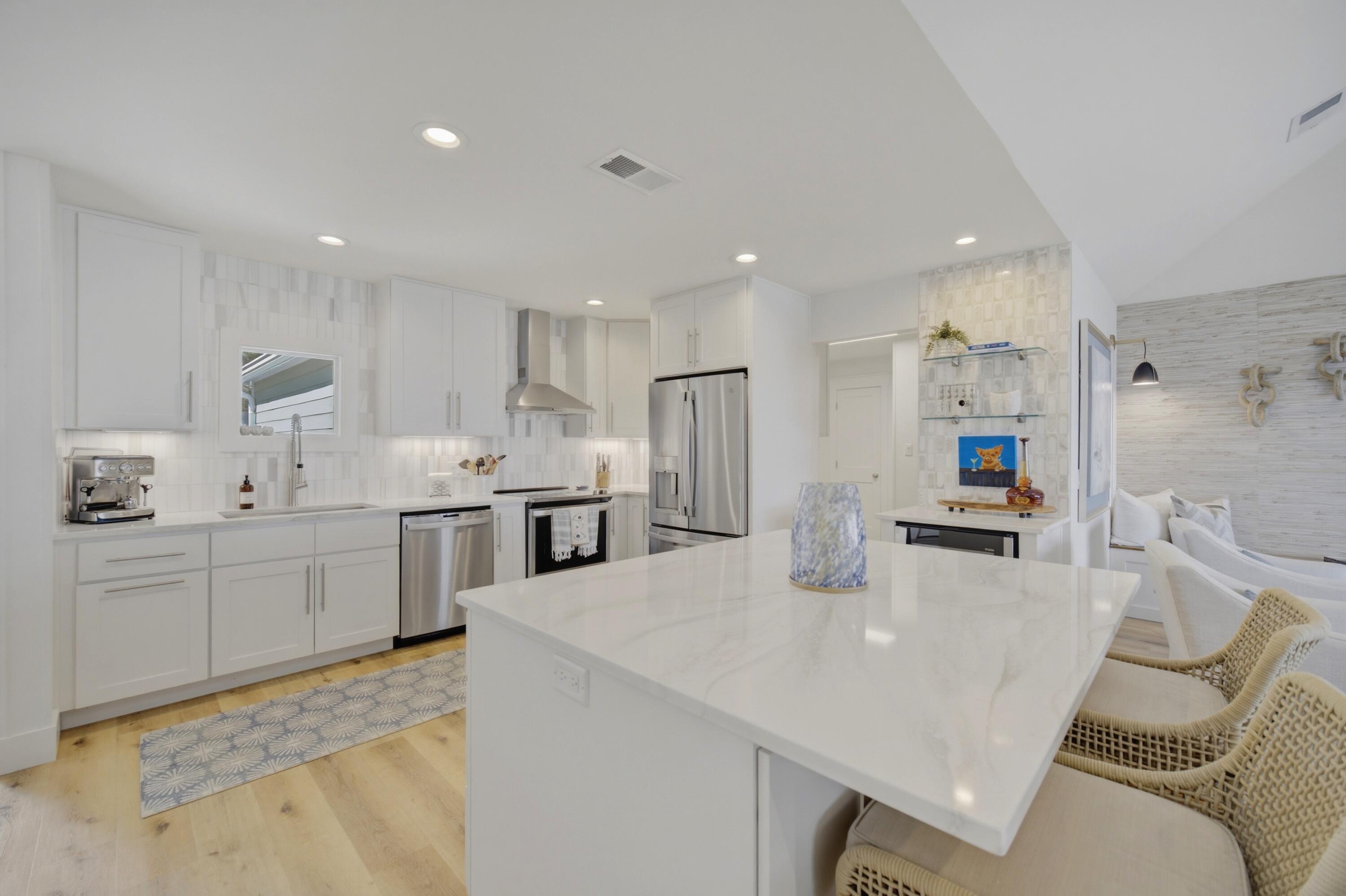 231 Bay Circle Drive