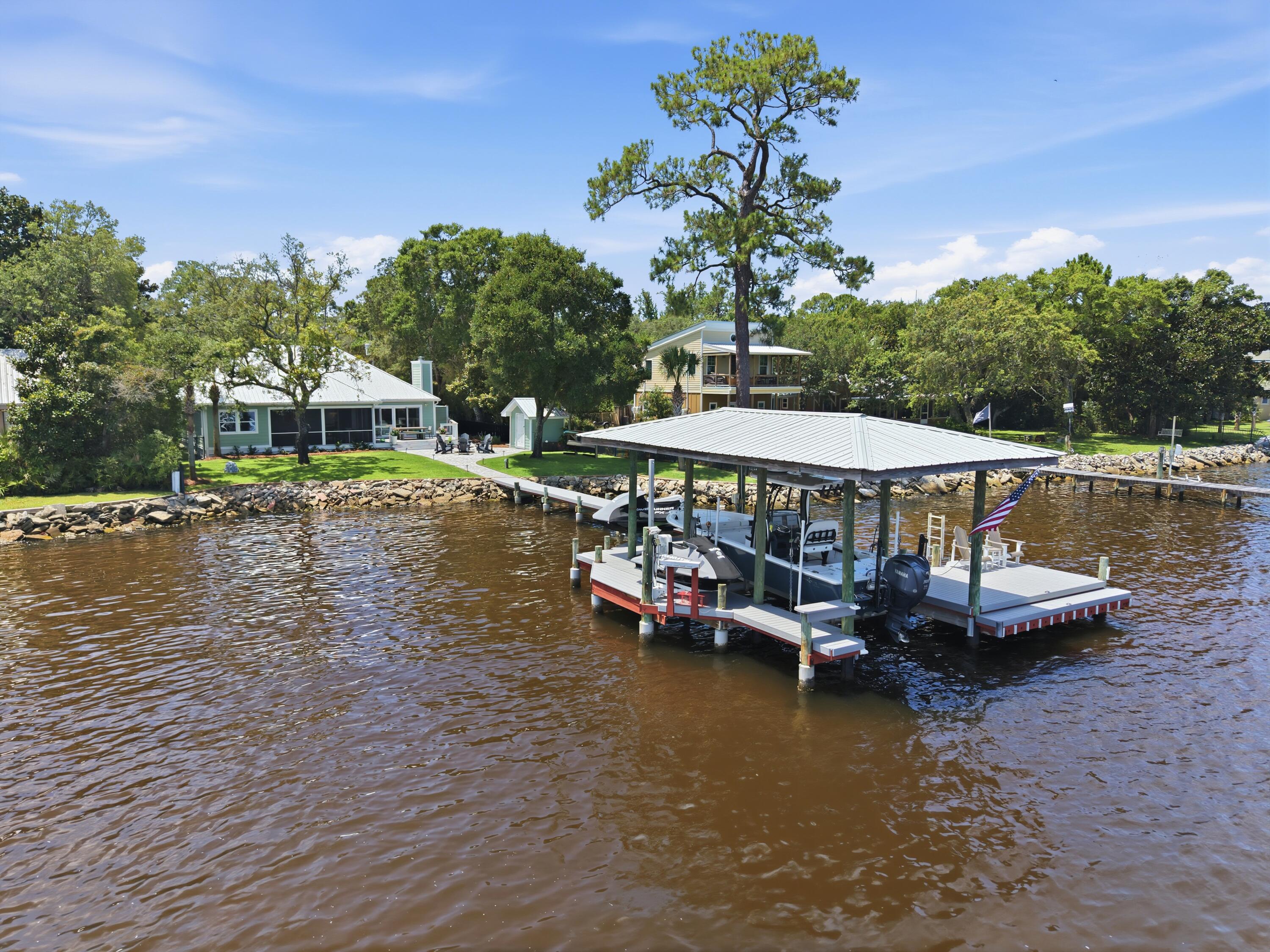 231 Bay Circle Drive