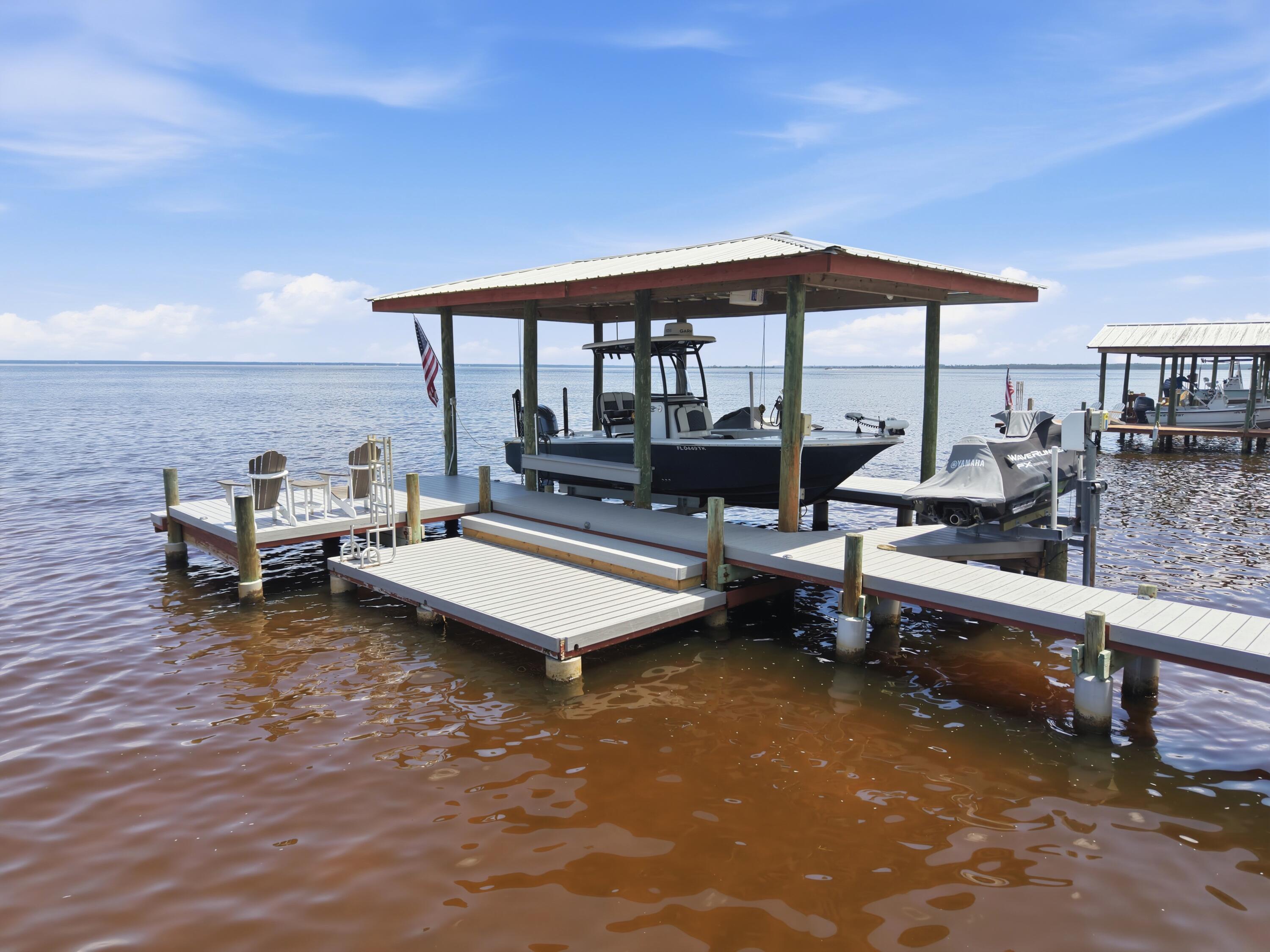 231 Bay Circle Drive