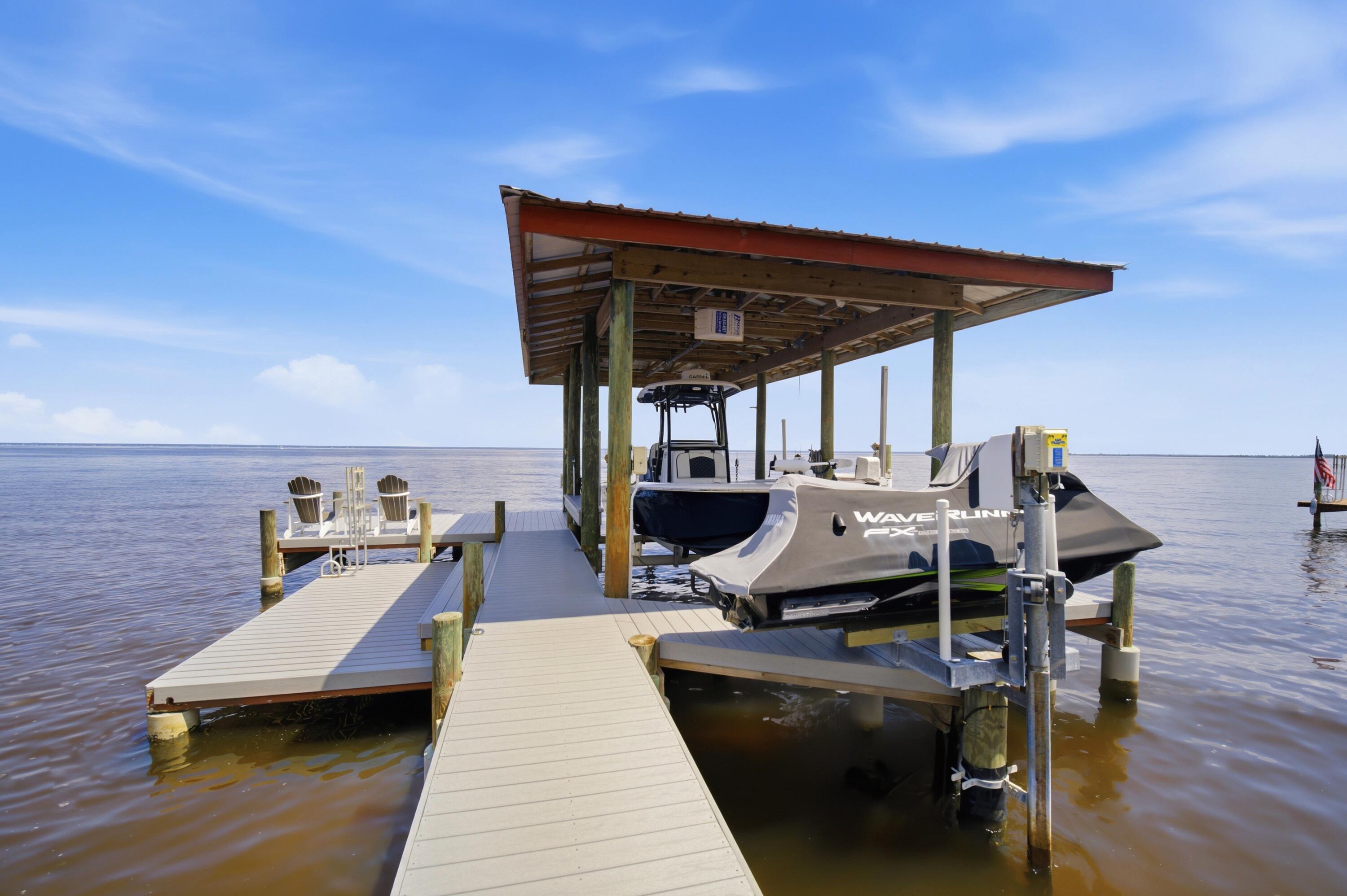 231 Bay Circle Drive